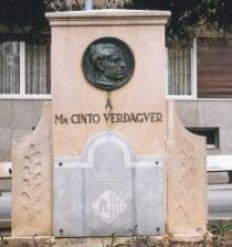 Monument a mossèn Cinto Verdaguer. Autor: Bernat Armengué